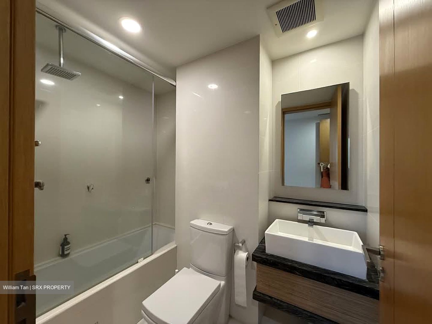 Marina Bay Residences (D1), Condominium #561976371